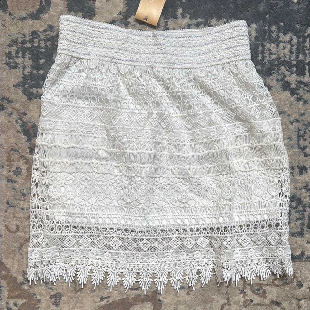 Francesca's Collections Cream Smocked Mini Pencil Skirt
